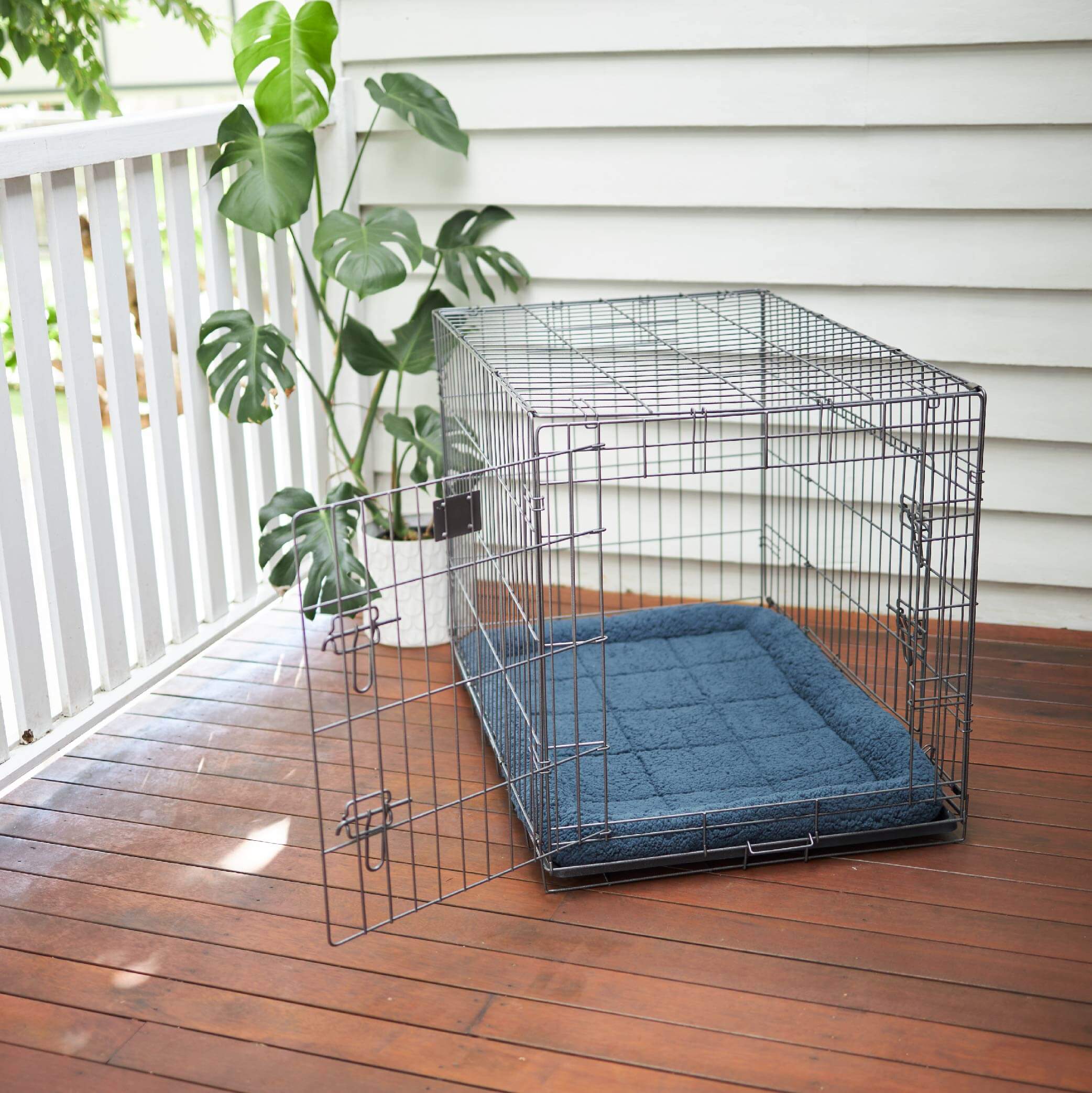 Homemade dog crate outlet divider